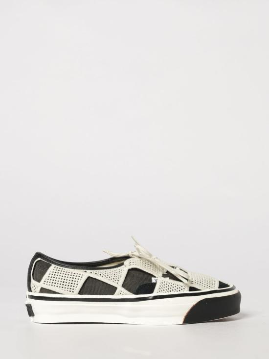 26SS 반스 스니커즈 VN000Y0R FDB1 Black