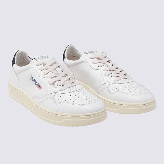 26FW 오트리 메달리스트 로우 AULM LL22 White black - AUTRY