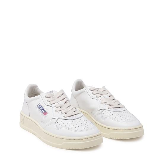 26FW 오트리 메달리스트 로우 AULW LL15 LEAT LEAT WHT WHT - AUTRY