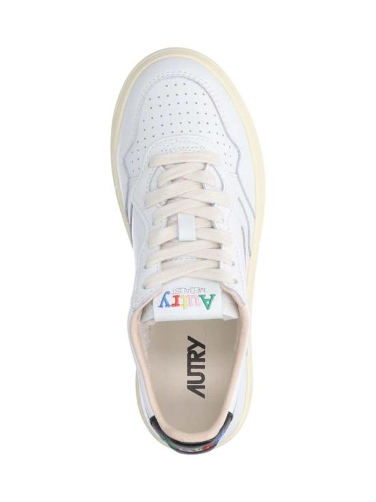 26FW 오트리 메달리스트 로우 스니커즈 AULMBG02 LEA LEALOGO WHT BLK BG02 - AUTRY