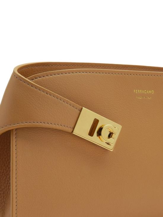26FW 살바토레 페라가모 클러치/파우치 0774623 LIGHTCAMEL Beige - SALVATORE FERRAGAMO