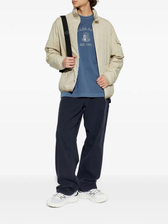 26SS 몽클레어 로고 프린트 코튼 티셔츠 L10918C0001389BAL 76G BLUE - MONCLER