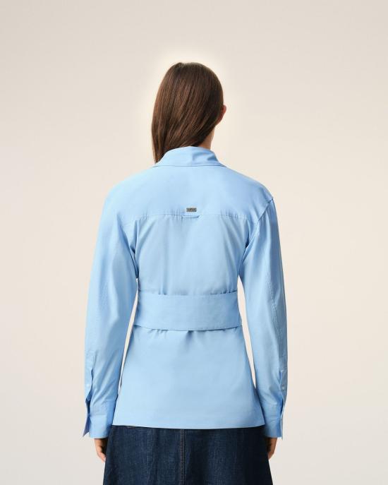 26SS 아미 코튼 샤프 칼라 피티드 셔츠 FSH807CO0063484 AZUL - AMI