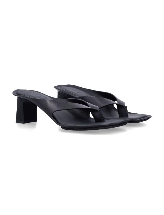 26SS MM6 메종마르지엘라 뮬/슬리퍼 S66WP0120P7702 8013 Nero - MM6 MAISON MARGIELA