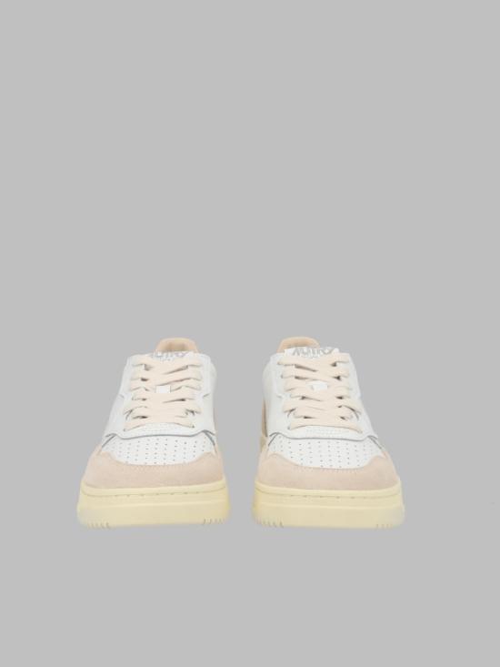 26FW 오트리 메달리스트 로우 레더 스니커즈 AULW LS37 WHITE