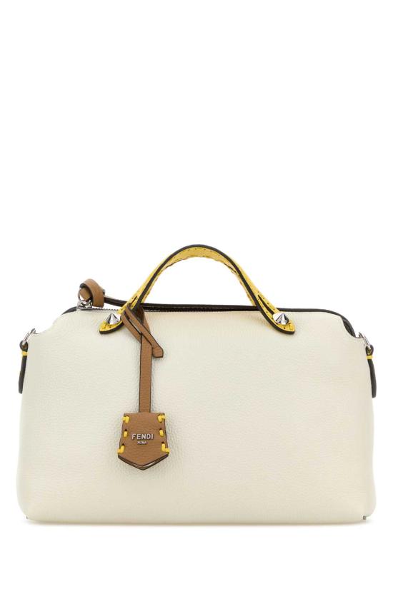 26FW 펜디 바이 더 웨이 소프트 미디움 백 8BL155AV1J F1WM5 White