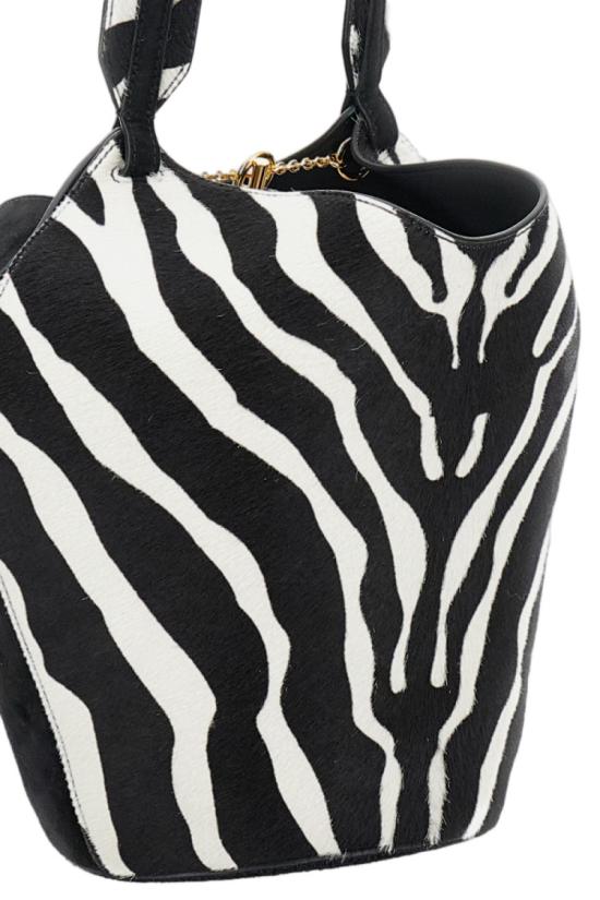 26SS 케이트 숄더백 H20561002294 Black - KHAITE
