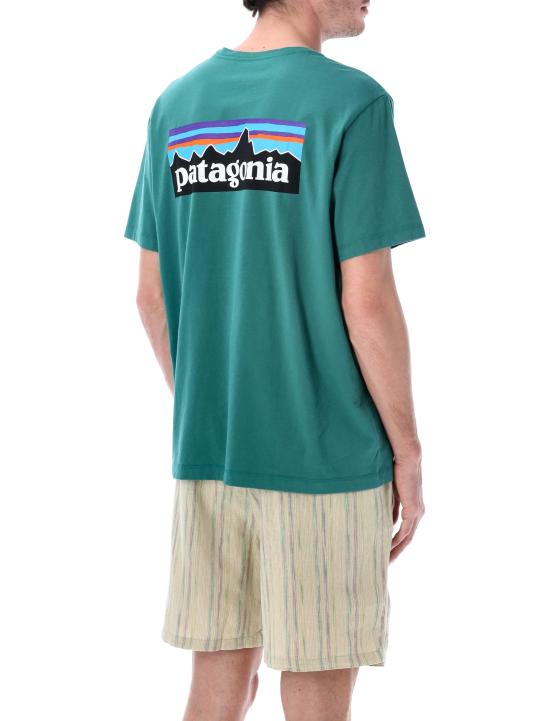26SS 파타고니아 남성 P-6 로고 티셔츠 37882 GEMG GEM GREEN DOM - PATAGONIA