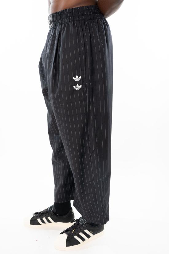 26SS 아디다스 스트레이트 팬츠 KR8688 BLACK WHITE Black - ADIDAS