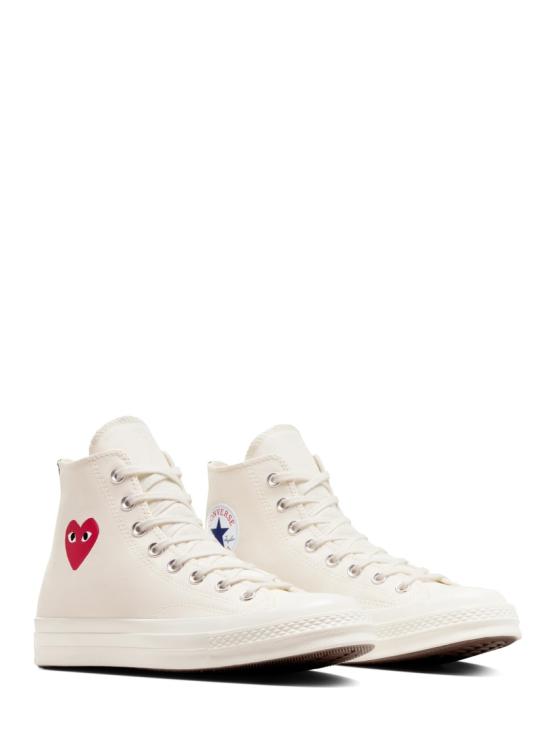 26SS 꼼데가르송 플레이 X 컨버스 스니커즈 AZK129001WHITE Neutrals