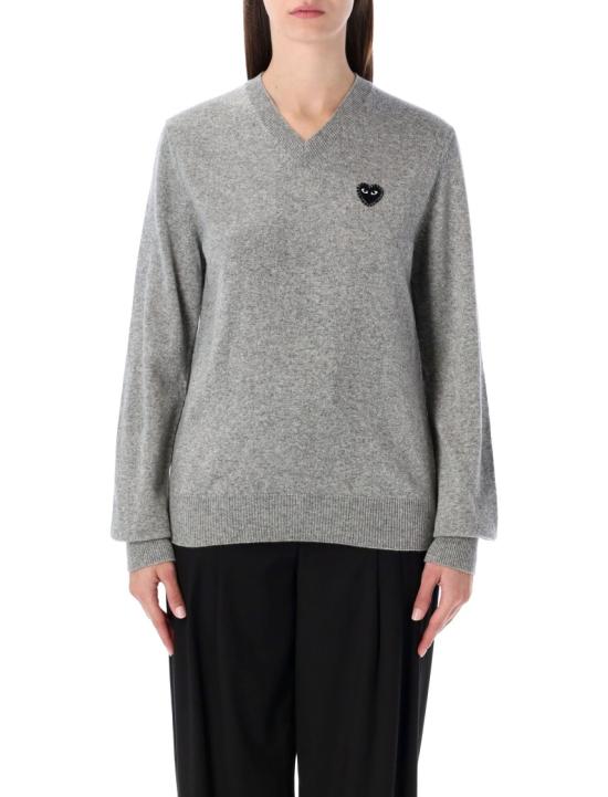 25FW 꼼데가르송 플레이 블랙 하트 x 라인스톤 브이넥 스웨터 AX N804 0512 Grey
