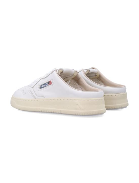 26SS 오트리 메달리스트 시어링 뮬 스니커즈 MULWGG04GOAT GOAT White - AUTRY
