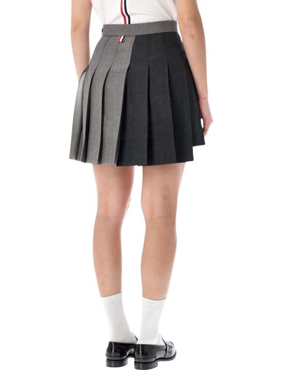 26SS 톰브라운 펀믹스 울 프레스코 플리츠 미니 스커트 FGC789F00473025 Grey - THOM BROWNE