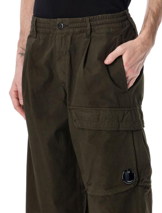 26SS 씨피 컴퍼니 마이크로 랩스 카고 팬츠 20CMPA126A110325G683 Black - C.P. COMPANY