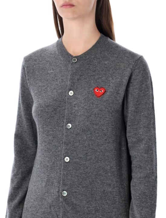 25FW 꼼데가르송 플레이 레드 하트 x 라인스톤 라운드 넥 가디건 AX N802 0513 Grey - COMME DES GARCONS