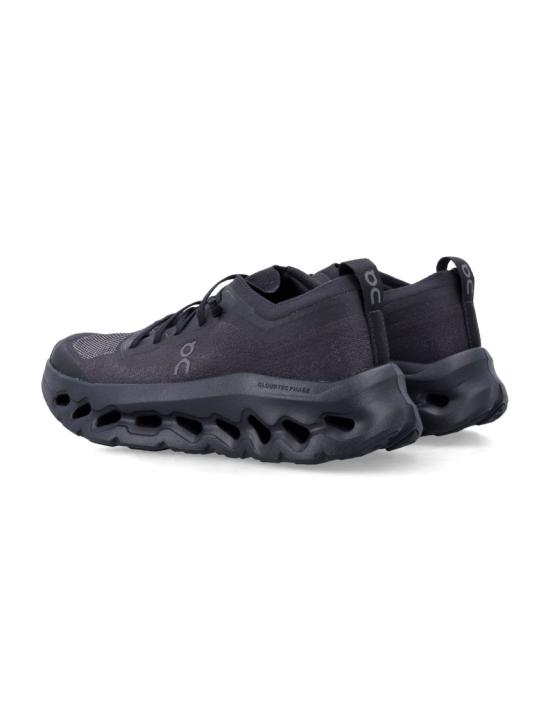 26SS 온 러닝 스니커즈 3WF30421043BB Black - ON RUNNING