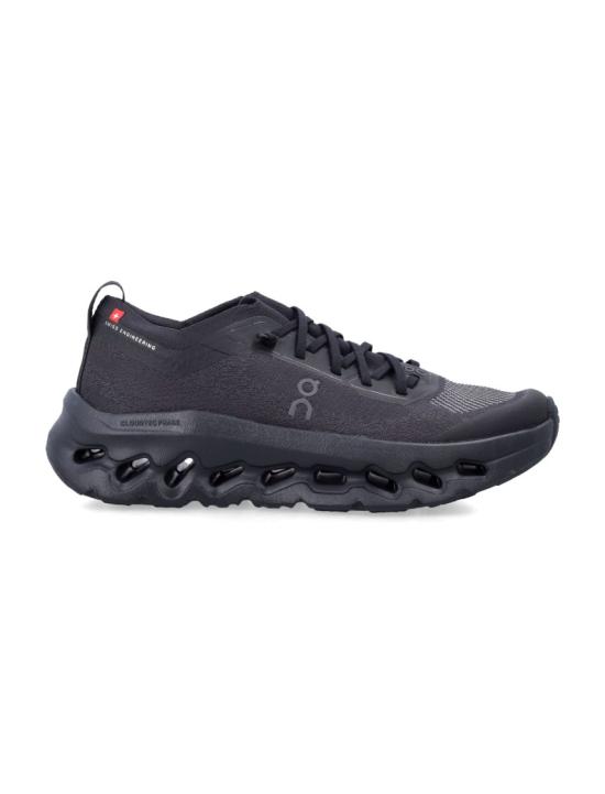 26SS 온 러닝 스니커즈 3WF30421043BB Black