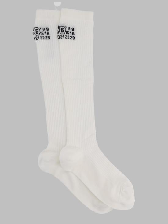 26FW MM6 메종마르지엘라 양말 S62TL0049 M13278101 WHITE