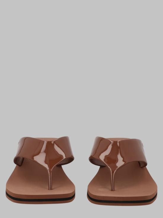 26FW 끌로에 뮬/슬리퍼 26A19KYI 6I3 BROWN