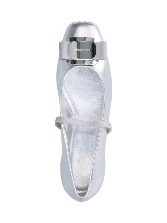 26FW 살바토레 페라가모 플랫 슈즈 769030009 Silver - SALVATORE FERRAGAMO