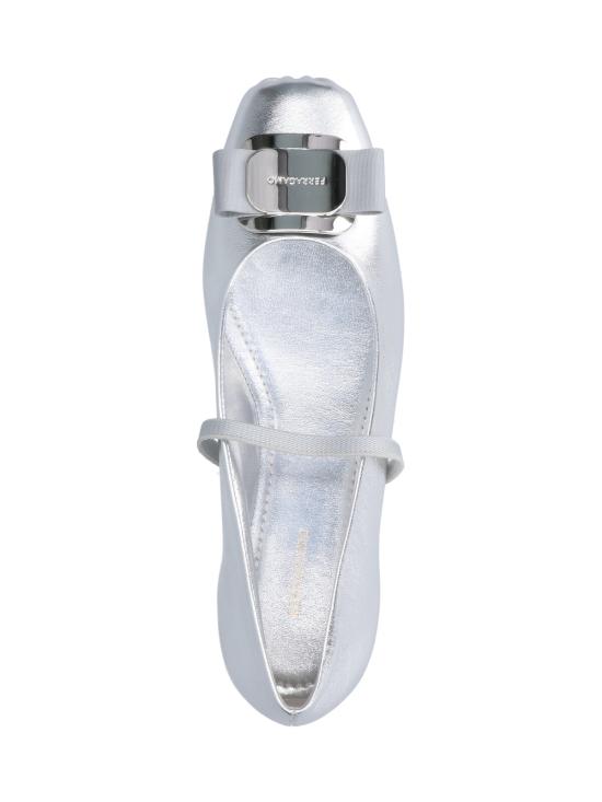 26FW 살바토레 페라가모 플랫 슈즈 769030 009 Silver - SALVATORE FERRAGAMO