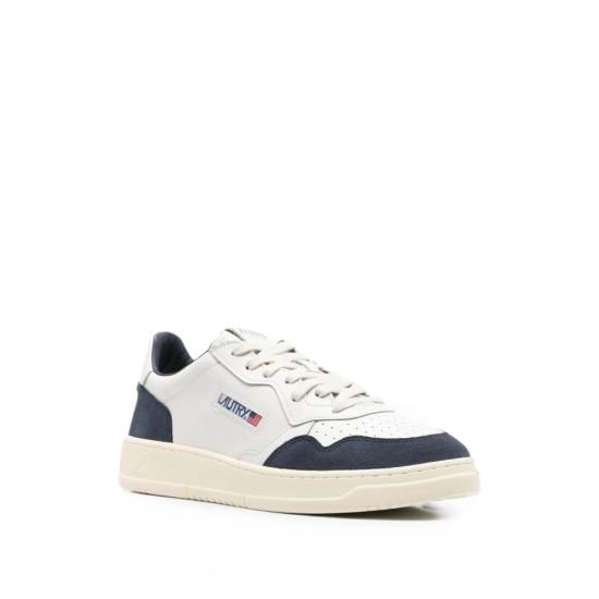 26FW 오트리 메달리스트 로우 스니커즈 AULM FT22 WHITE BLUE - AUTRY