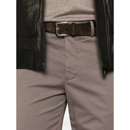 26SS 브루넬로 쿠치넬리 코튼 스트래치 미드 라이즈 슬림 핏 치노 M289LI1770 C6046 GREY - BRUNELLO CUCINELLI