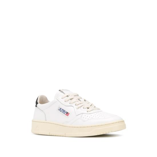26FW 오트리 메달리스트 로우 스니커즈 AULM LL22 WHITE - AUTRY