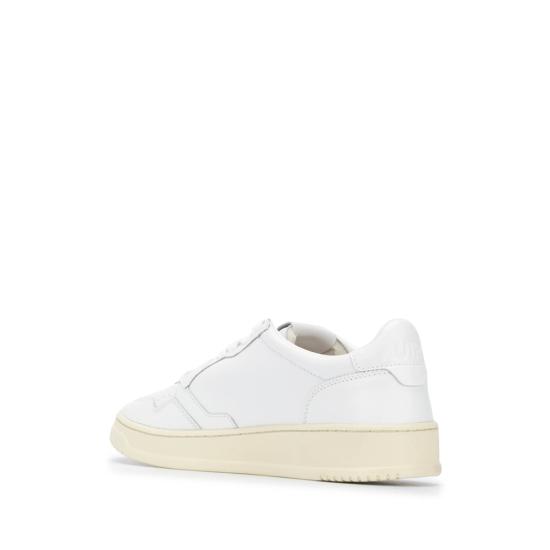 26FW 오트리 메달리스트 로우 스니커즈 AULM LL15 WHITE - AUTRY