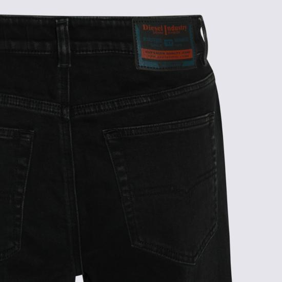 26FW 디젤 데님 팬츠 A22459 09N8902 BLACK - DIESEL
