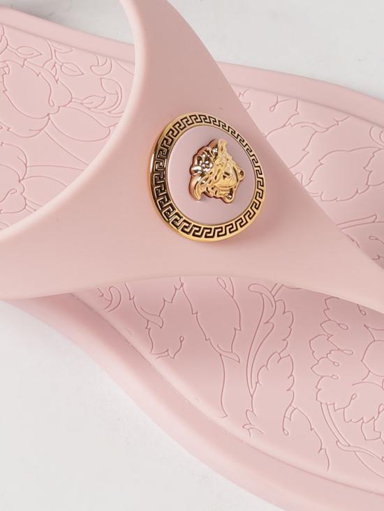 26SS 베르사체 알리아 러버 플랫 샌들 10162481A10983 1PS1V Blush Pink - VERSACE
