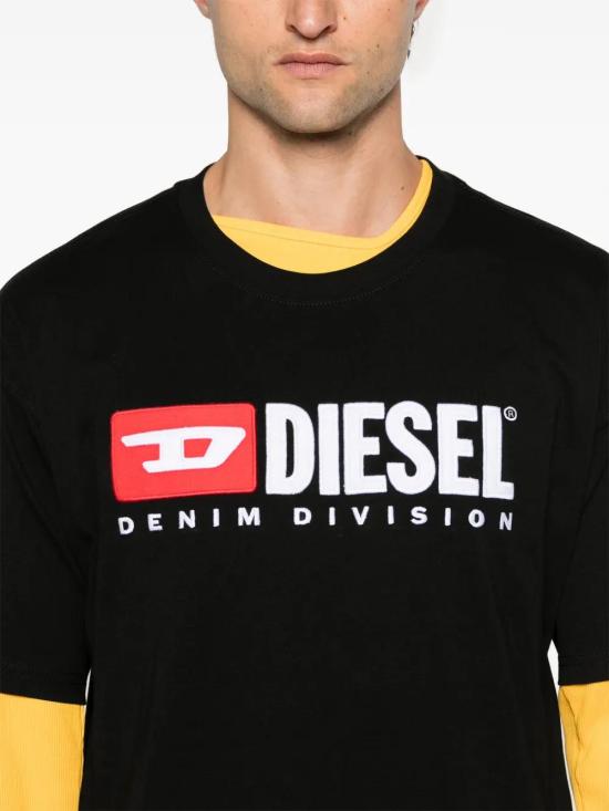 26FW 디젤 T-박스트-Div 로고 패치 티셔츠 A149430GRAI 9XX - DIESEL