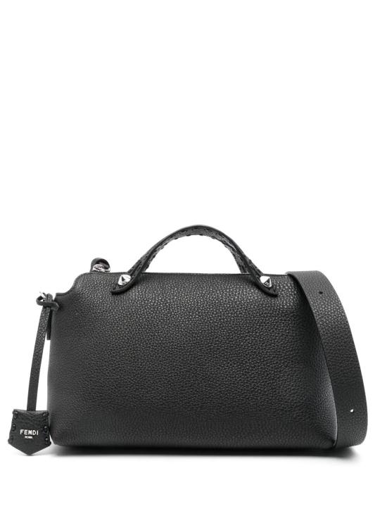 26FW 펜디 바이 더 웨이 소프트 미디움 백 8BL155 ASU2 F0GXN NERO PALLADIO