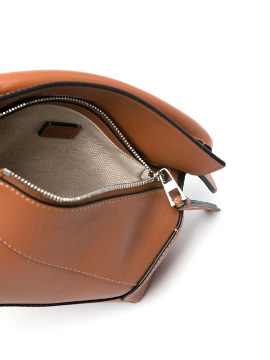 26FW 로에베 숄더백 A510P88X26 2530 TAN - LOEWE
