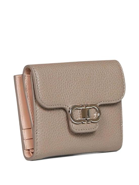 26FW 살바토레 페라가모 간치니 멀티 포켓 반지갑 2209610796470 TAUPE GREY - SALVATORE FERRAGAMO