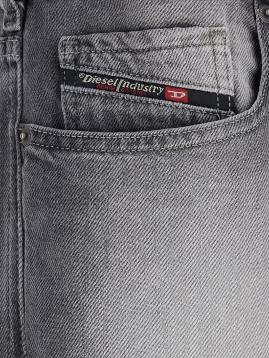 26SS 디젤 데님 팬츠 A2384609P28 02 Grey - DIESEL