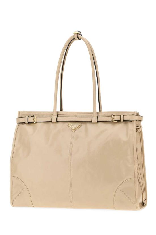 26FW 프라다 엑스트라 라지 레더 핸드백 1BA4392CYR F03MV Beige o Tan - PRADA