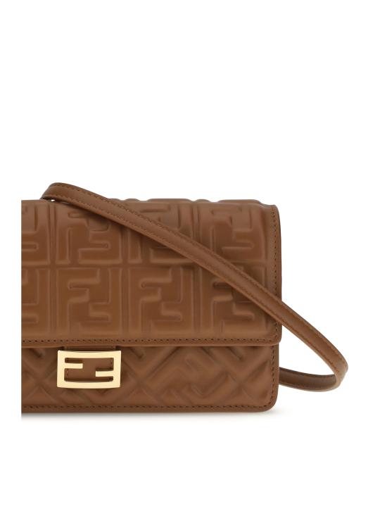 26FW 펜디 바게트 체인 지갑 8M0498AAJD F1UJK BROWN - FENDI