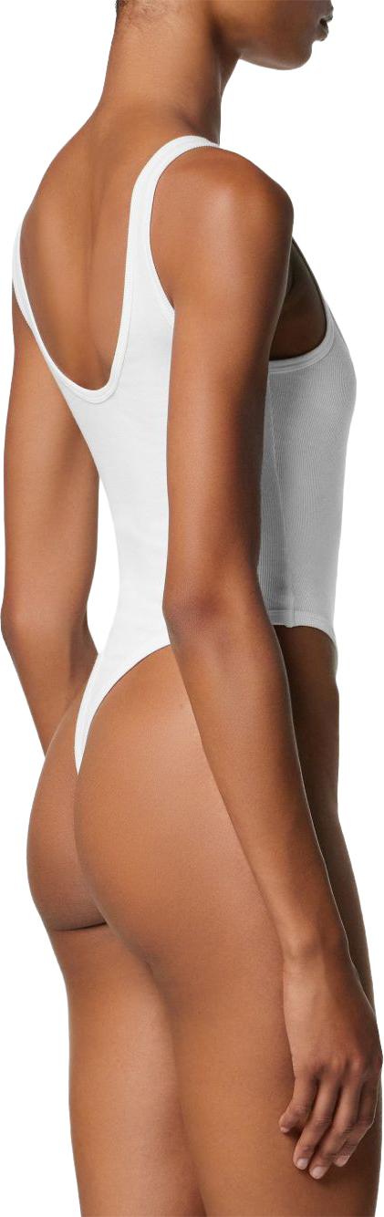 26SS 베르사체 로고 자수 립드 코튼 바디수트 10196881A095511W010 WHITE - VERSACE
