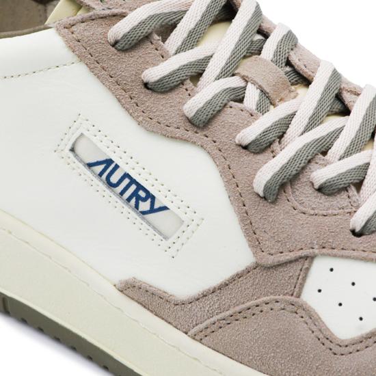 26FW 오트리 메달리스트 로우 스니커즈 AULM BW07 WHITE LICORICE - AUTRY