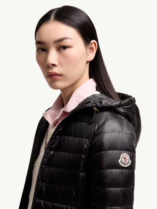 26FW 몽클레어 숏패딩 L20931A00092597YG 999 Nero - MONCLER