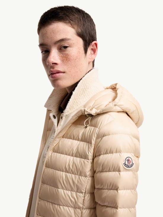 26FW 몽클레어 숏패딩 L20931A00092597YG 21N Beige - MONCLER