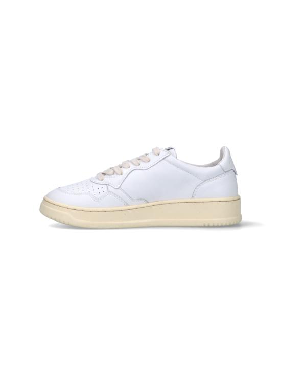 26FW 오트리 메달리스트 로우 AULM LL15 White - AUTRY