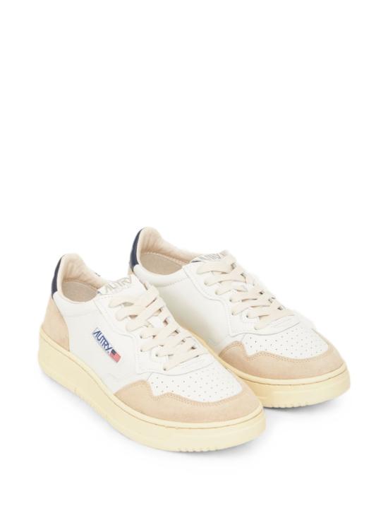 26FW 오트리 메달리스트 로우 스니커즈 AULMLS28 Bianco - AUTRY
