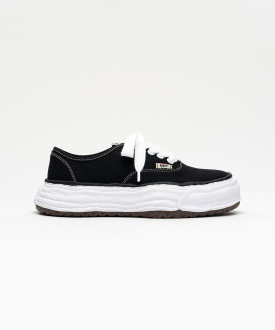 26SS 메종 미하라 야스히로 스니커즈 A16FW704 BLACK DOM