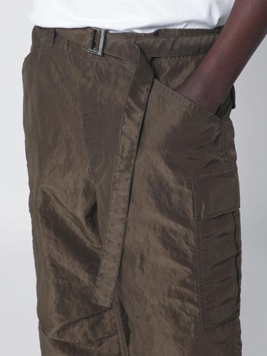 26SS 사카이 팬츠 2603915 531 Kaki - SACAI