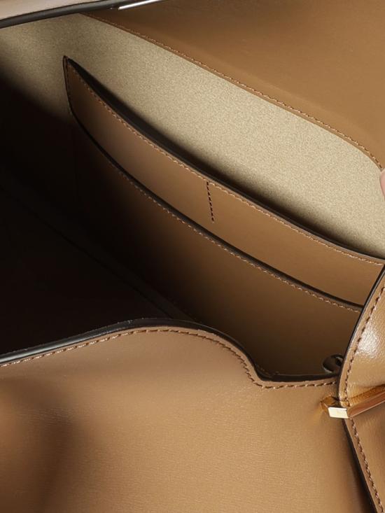 26SS 토템 토트백 241WAL956LE0025 033 Camel - TOTEME
