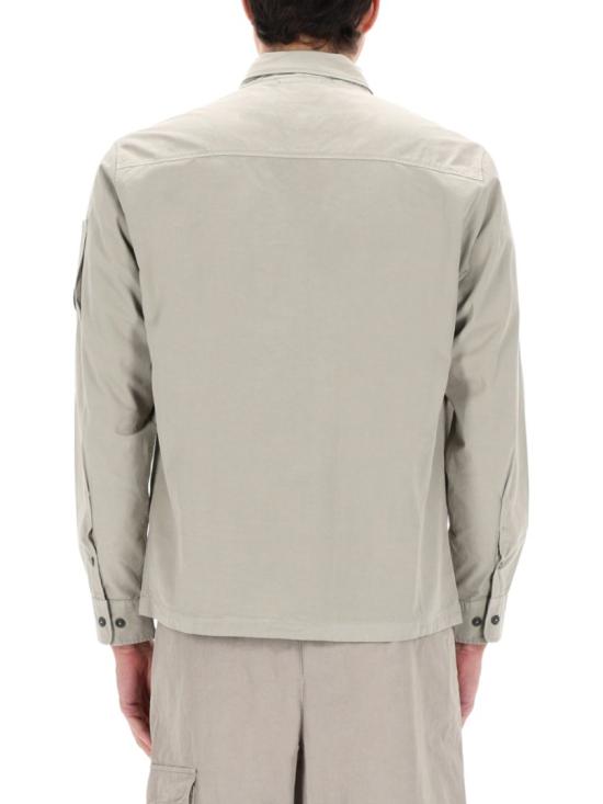 26SS 씨피 컴퍼니 오가닉 개버딘 지퍼 렌즈 오버셔츠 20CMOS705A 110143G904 White - C.P. COMPANY