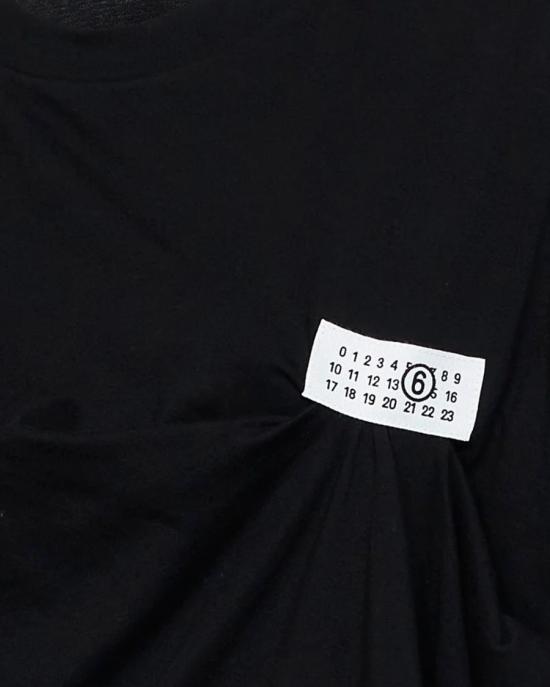 26FW MM6 메종마르지엘라 반팔 티셔츠 2457148 Black - MM6 MAISON MARGIELA