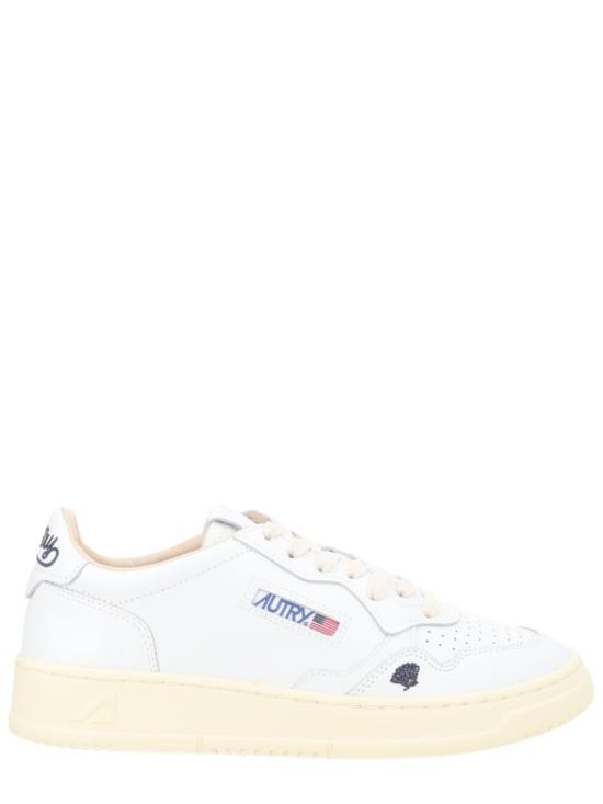 26SS 오트리 메달리스트 로우 레더 스니커즈 AULW HP01 White